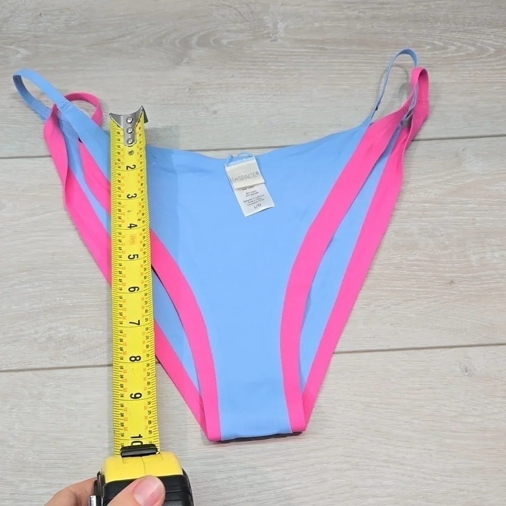 NWOT L Space Women Anthropologie Bitsy Cut Swim bottom sz L